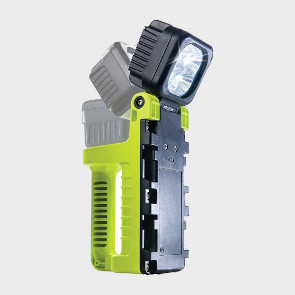 Peli 9415Z0 Flashlight